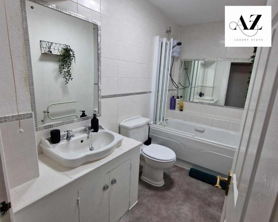 Apartment Two Bedroom Mansion House By Az Luxury Newmarket With Parking And Wifi Newmarket (Suffolk)