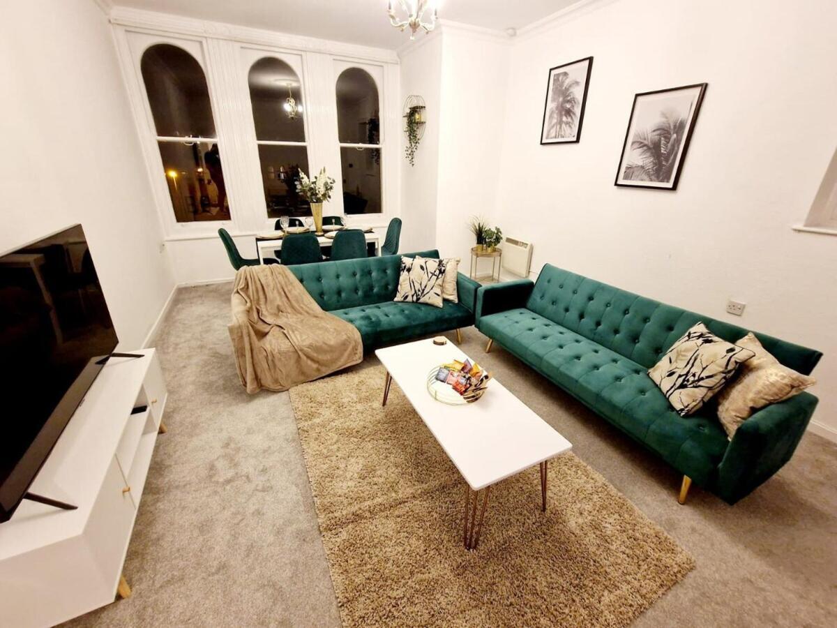 Apartment Two Bedroom Mansion House By Az Luxury Newmarket With Parking And Wifi Newmarket (Suffolk)